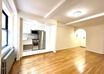 Amsterdam Ave & 102nd St - Photo 1