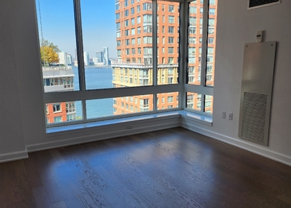 North Cove - Photo 1