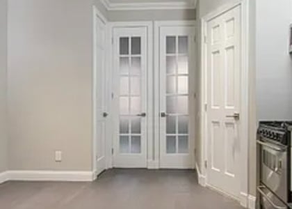 Central Park West - Photo 1
