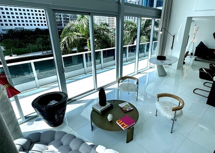 200 Biscayne Boulevard Way - Photo 1