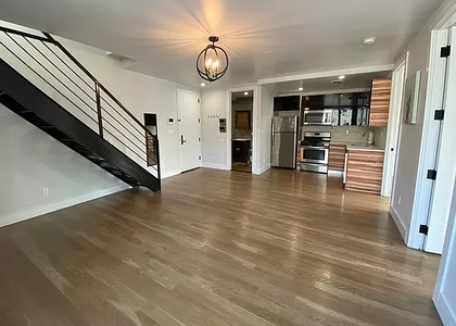 77 Berry Street - Photo 1