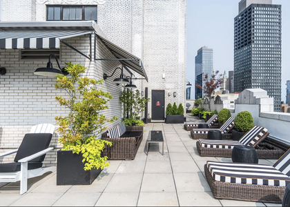 116 John St - Photo 1