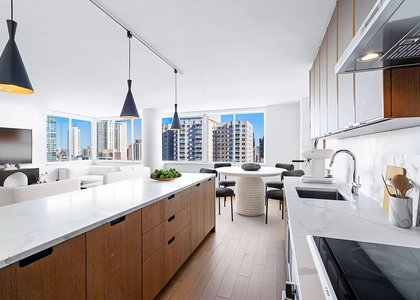 East 54th Street - Photo 1
