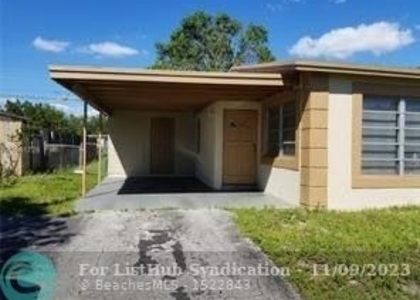 2711 Nw 16th Ct - Photo 1