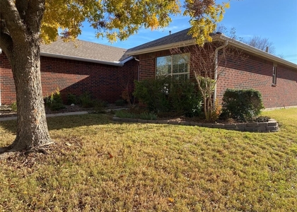 10905 Southerland Drive - Photo 1