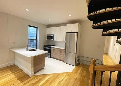 124 Ridge Street - Photo 1