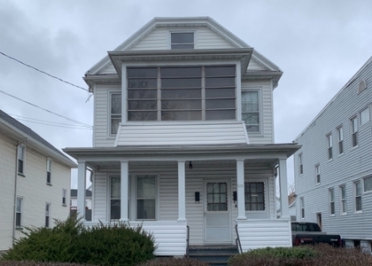 212 W Price St - Photo 1