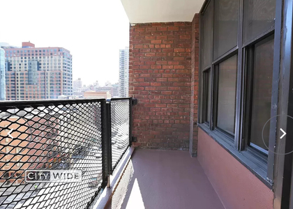 165 East 35th Street - Photo 1