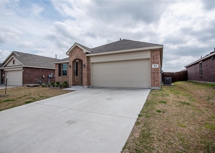 1511 Avery Pointe Drive - Photo 1