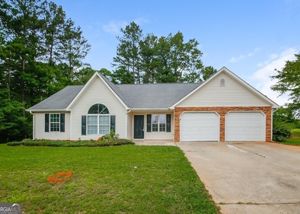 1646 Holly Springs Road - Photo 1