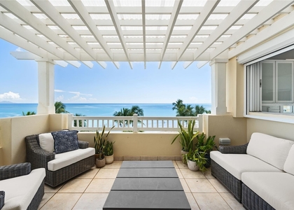 300 Ocean Drive - Photo 1