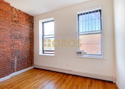 200 East 7th Street - Photo 1