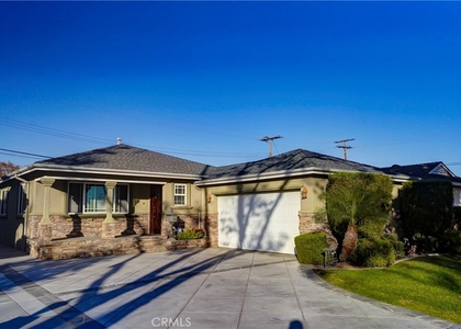 5923 Reva Street - Photo 1