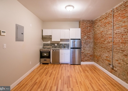 1126 E Passyunk Avenue - Photo 1