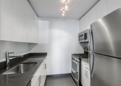West 23st - Photo 1
