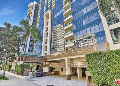 10724 Wilshire Blvd - Photo 1