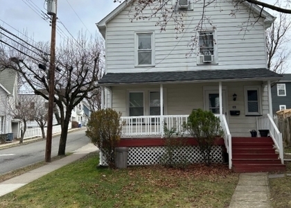 35 Harrison St - Photo 1