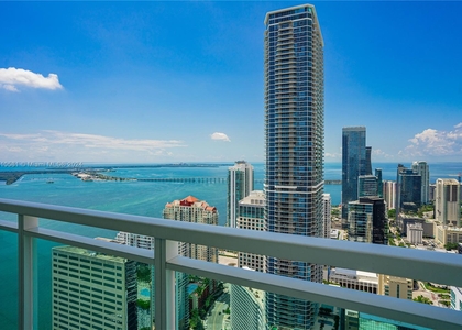 950 Brickell Bay Dr - Photo 1