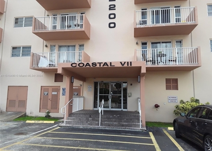 2200 E Hallandale Beach Blvd - Photo 1