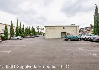 6861 Sepulveda Blvd - Photo 1