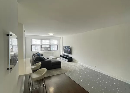 East 88th and 1st Ave - Photo 1