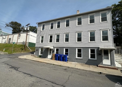 218-5 Water Street - Photo 1