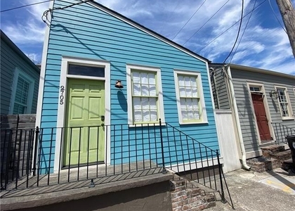 2705 St Thomas Street - Photo 1