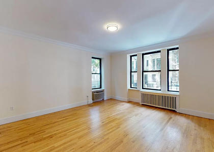 West 92nd St - Photo 1