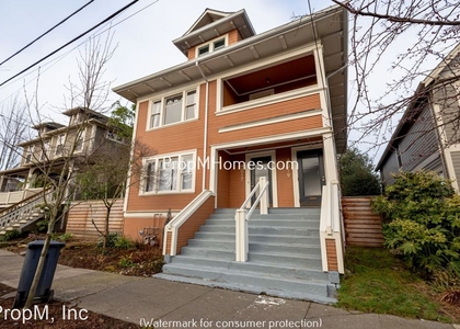 Ne Rodney Avenue - Photo 1