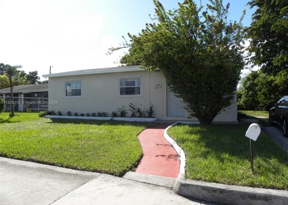 22320 Sw 112th Ave - Photo 1