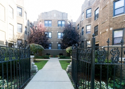 633 W. Cornelia, Unit E-4 - Photo 1