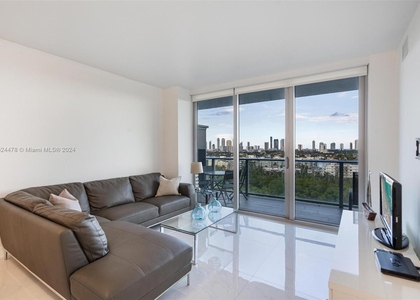 16385 Biscayne Blvd - Photo 1