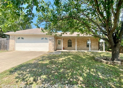 1801 Indian Trail - Photo 1