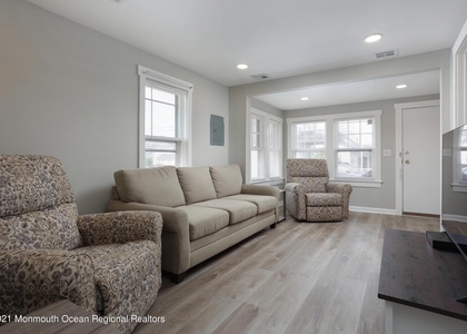 37 Lafayette Avenue - Photo 1