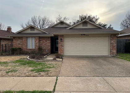 3216 Laurel Oaks Court - Photo 1