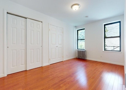 1413 Second Ave - Photo 1