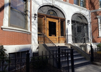 87 Gainsborough St - Photo 1