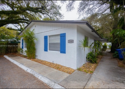 2346 Sw 17th Ave - Photo 1