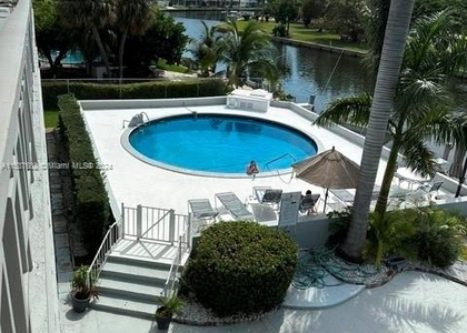 467 Golden Isle - Photo 1