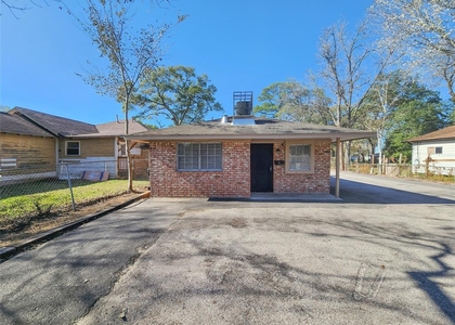 8312 Lavender Street - Photo 1