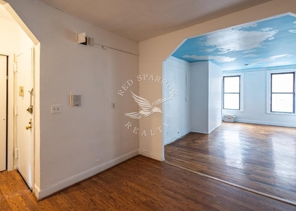 1413 Lexington Avenue - Photo 1