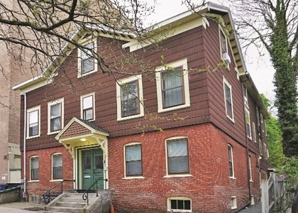 10 Smith Ave - Photo 1