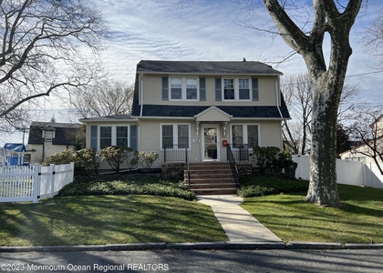 318 Wells Avenue - Photo 1