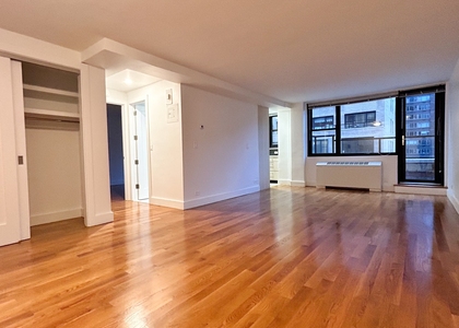 West 58th Street - Photo 1