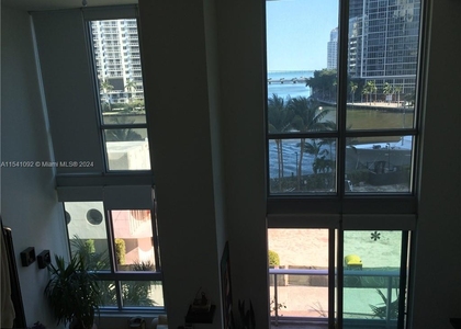 300 S Biscayne Blvd - Photo 1