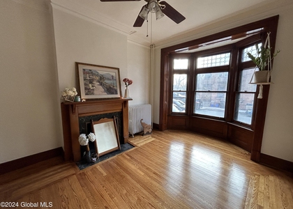 2916 6th Avenue - Photo 1