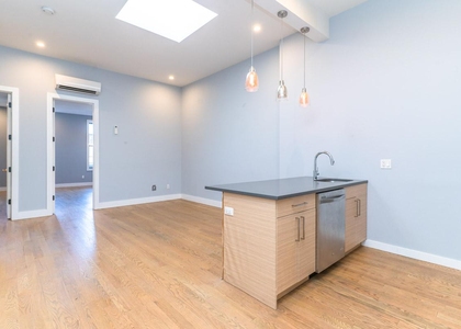 992 Broadway - Photo 1