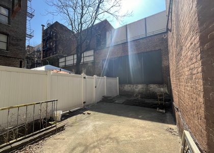 West 47th Street - Photo 1