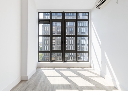 584 4th Avenue - Photo 1