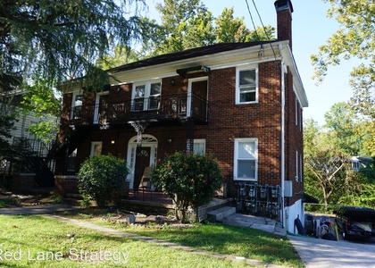 1351 Oxford Rd - Photo 1